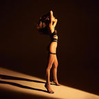 Ensemble de lingerie sexy push-up en résille quatre pièces, string et tanga.